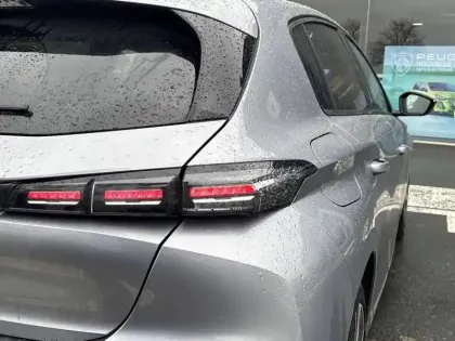 Photo 16 Peugeot 308  BlueHDi 130ch S&S BVM6