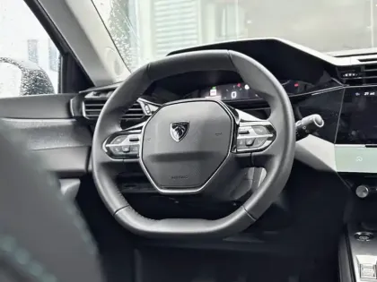 Photo 8 Peugeot 308  BlueHDi 130ch S&S BVM6