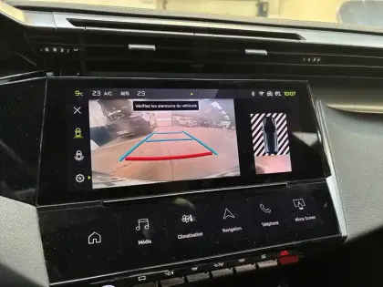 Photo 18 Peugeot 308  PureTech 130ch S&S EAT8