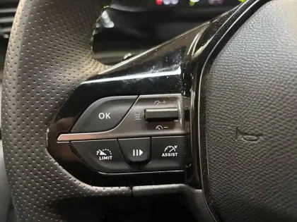 Photo 14 Peugeot 308  PureTech 130ch S&S EAT8