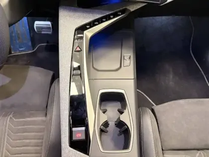 Photo 17 Peugeot 3008 Gén. III Ph1 GT 5