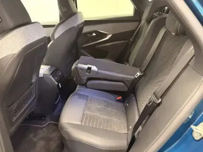 Photo 134 Peugeot 3008  Hybrid 145 e-DCS6