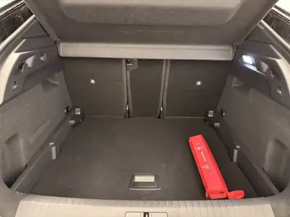 Photo 54 Peugeot 3008  Hybrid 145 e-DCS6