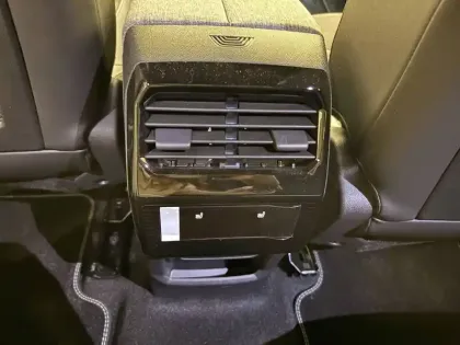 Photo 61 Peugeot 3008  Hybrid 145 e-DCS6