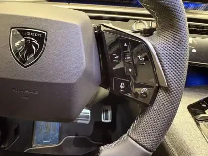 Photo 67 Peugeot 3008  Hybrid 145 e-DCS6