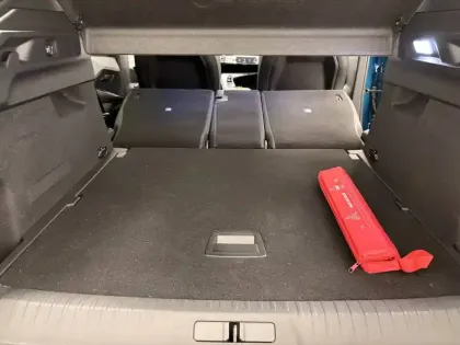 Photo 87 Peugeot 3008  Hybrid 145 e-DCS6