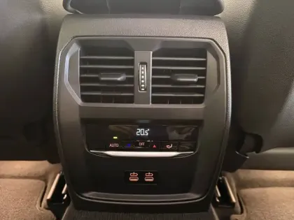 Photo 25 BMW Serie 3 M3 Competition M xDrive 510 ch BVA8