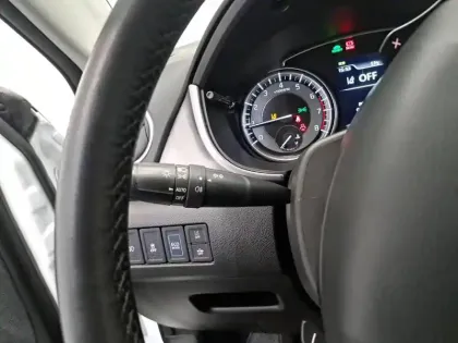 Photo 27 Suzuki Vitara  1.5 Dualjet Allgrip Hybrid Auto