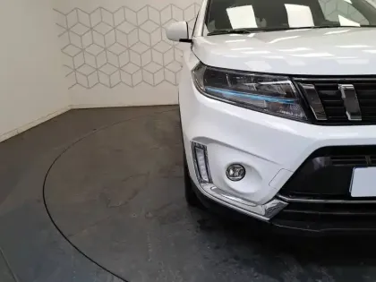 Photo 8 Suzuki Vitara  1.5 Dualjet Allgrip Hybrid Auto