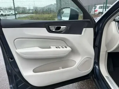 Photo 10 Volvo Xc60  B4 (Diesel) 197 ch Geartronic 8