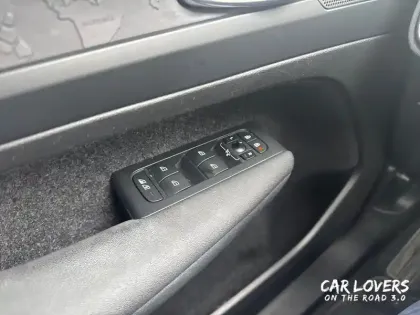 Photo 15 Volvo Xc40  Recharge 231 ch 1EDT