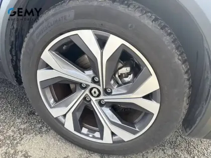 Photo 12 Renault Captur  E-Tech 145 - 21