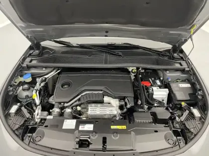 Photo 20 Peugeot 308  Hybrid 145 e-DCS6