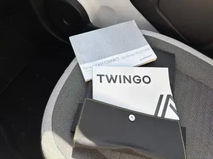 Photo 38 Renault Twingo  III SCe 65 - 21