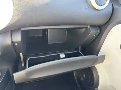 Photo 37 Renault Twingo  III SCe 65 - 21