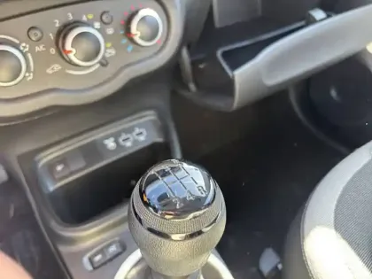 Photo 33 Renault Twingo  III SCe 65 - 21