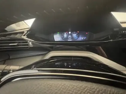 Photo 84 Peugeot 308  BlueHDi 130ch S&S EAT8