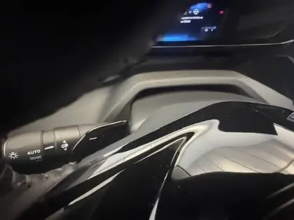 Photo 96 Peugeot 308  BlueHDi 130ch S&S EAT8