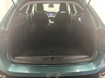 Photo 18 Peugeot 308  SW BlueHDi 130ch S&S EAT8