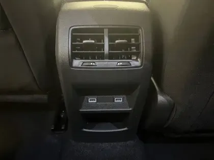 Photo 75 Peugeot 308  SW BlueHDi 130ch S&S EAT8