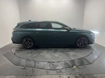 Photo 5 Peugeot 308  SW BlueHDi 130ch S&S EAT8