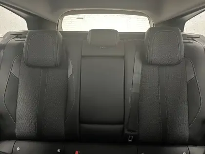 Photo 10 Peugeot 308  SW BlueHDi 130ch S&S EAT8