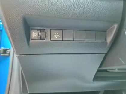 Photo 77 Peugeot 208 Gén. II Ph1 NG Style 5