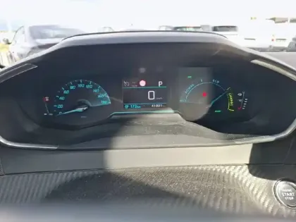 Photo 9 Peugeot 208  Electrique 50 kWh 136ch