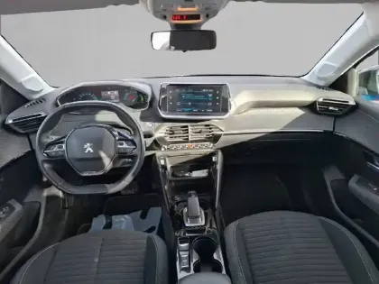 Photo 7 Peugeot 208  Electrique 50 kWh 136ch