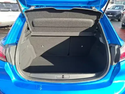 Photo 5 Peugeot 208  Electrique 50 kWh 136ch