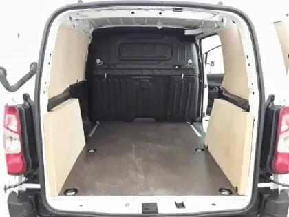 Photo 5 Peugeot Partner  FOURGON STANDARD 1000 KG BLUEHDI 100 S&S BVM5