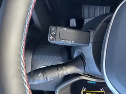 Photo 77 Renault Clio  E-Tech full hybrid 145 ch GSR2