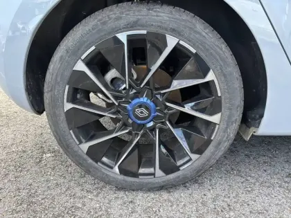 Photo 10 Renault Clio  E-Tech full hybrid 145 ch GSR2