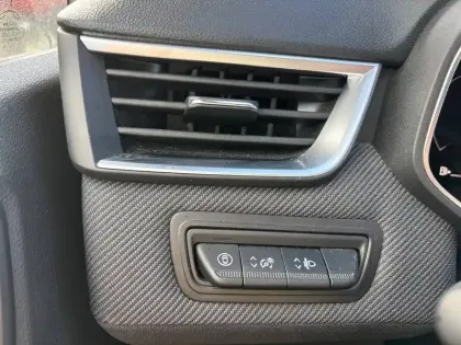 Photo 23 Renault Clio  E-Tech full hybrid 145 ch GSR2