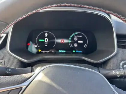 Photo 28 Renault Clio  E-Tech full hybrid 145 ch GSR2