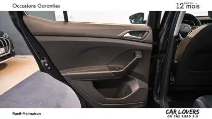 Photo 17 Volkswagen T-cross  1.0 TSI 110 Start/Stop DSG7