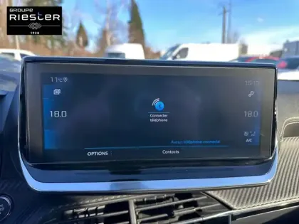 Photo 27 Peugeot 2008  PureTech 130 S&S EAT8