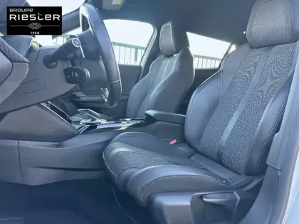 Photo 10 Peugeot 2008  PureTech 130 S&S EAT8