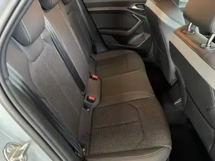 Photo 12 Audi A1  Sportback 30 TFSI 116 ch S tronic 7