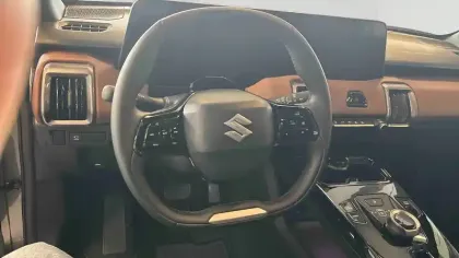 Photo 13 Suzuki Vitara e  61 kWh