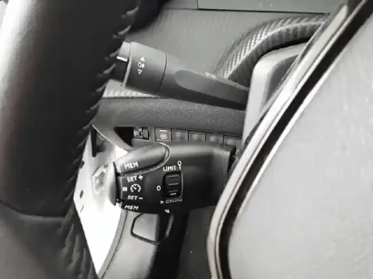 Photo 20 Peugeot 208  PureTech 75 S&S BVM5