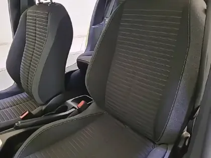 Photo 47 Peugeot 208  100 S&S BVM6