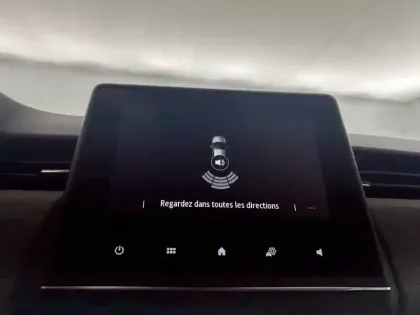 Photo 80 Renault Clio  E-Tech full hybrid 145 ch GSR2