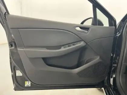 Photo 39 Renault Clio Gén. V (BJA) Ph2 Evolution 5