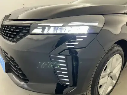 Photo 68 Renault Clio Gén. V (BJA) Ph2 Evolution 5