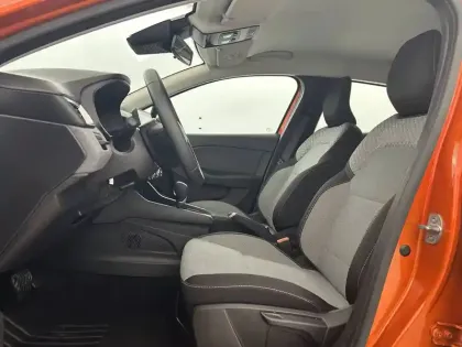Photo 39 Renault Clio  E-Tech full hybrid 145 ch GSR2