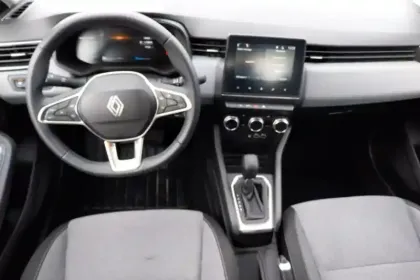 Photo 9 Renault Clio  E-Tech full hybrid 145 ch GSR2