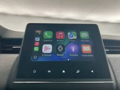 Photo 23 Renault Clio  E-Tech full hybrid 145 ch GSR2