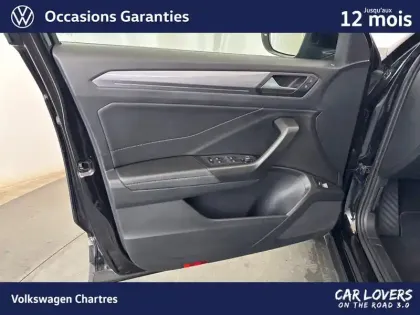 Photo 16 Volkswagen T-roc  1.5 TSI EVO 150 Start/Stop DSG7