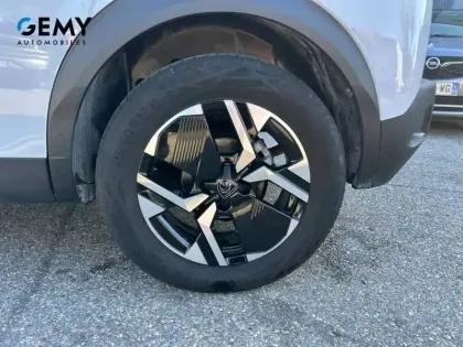 Photo 10 Peugeot 2008  PureTech 130 S&S EAT8